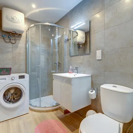 Modern Close To Amenities Apartamento Gzira